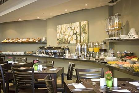 בראוארי Hotel & Residencia Alphaville מראה חיצוני תמונה